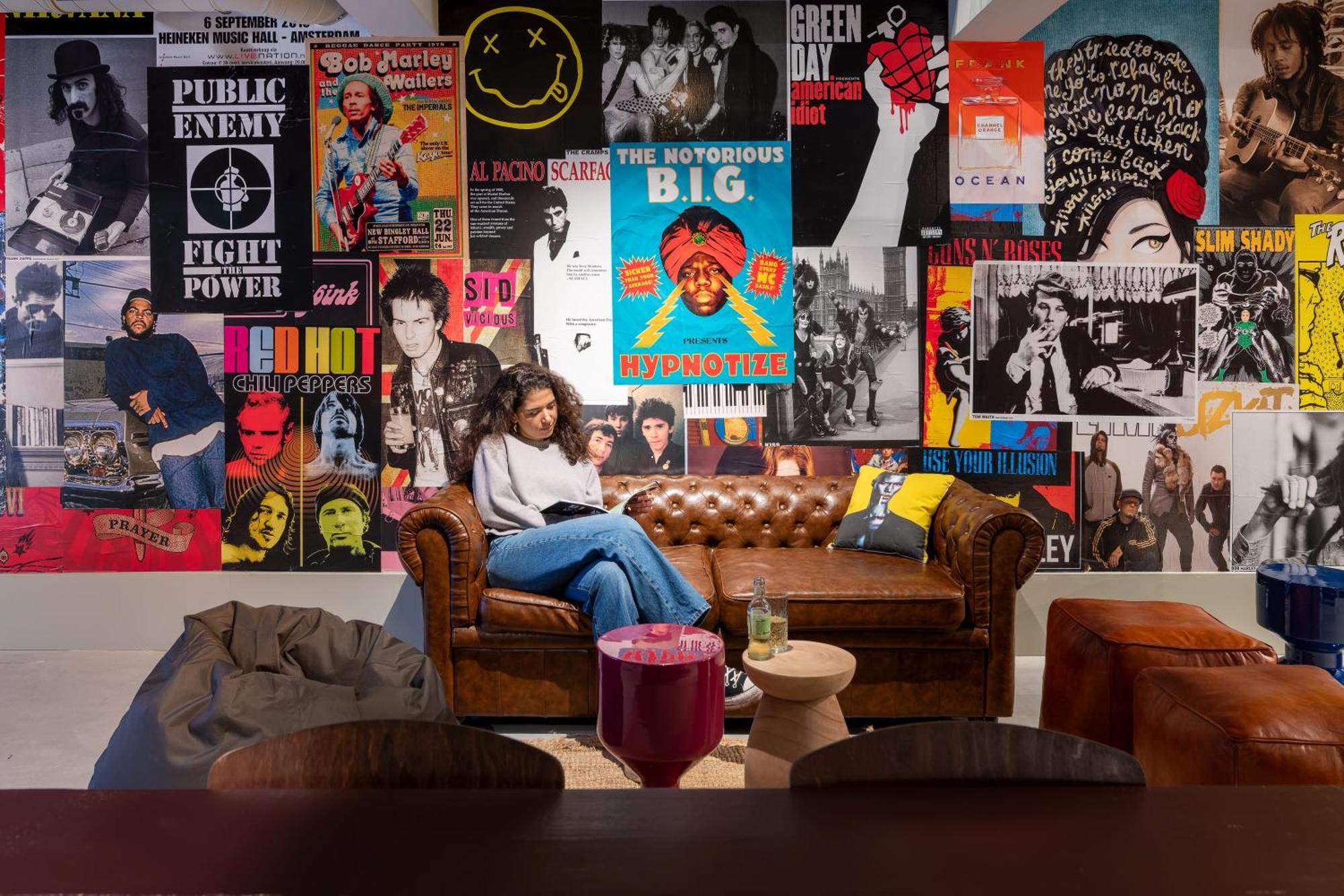 Stayokay Hostel Amsterdam Stadsdoelen - Refurbished November 2024 Luaran gambar
